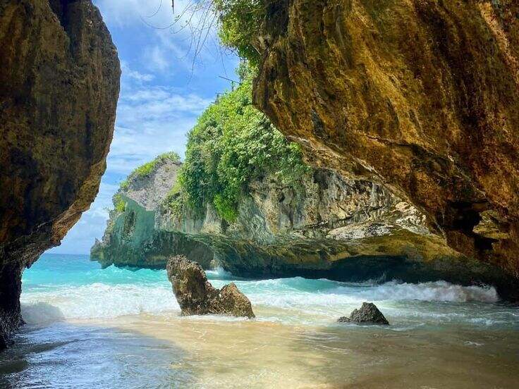 Suluban Beach Bali