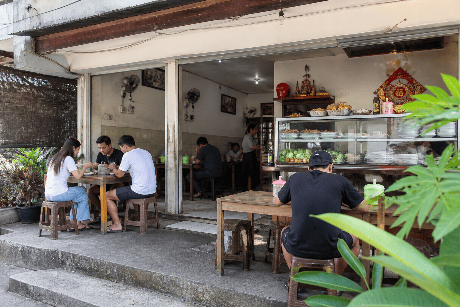 Warung Kenanga