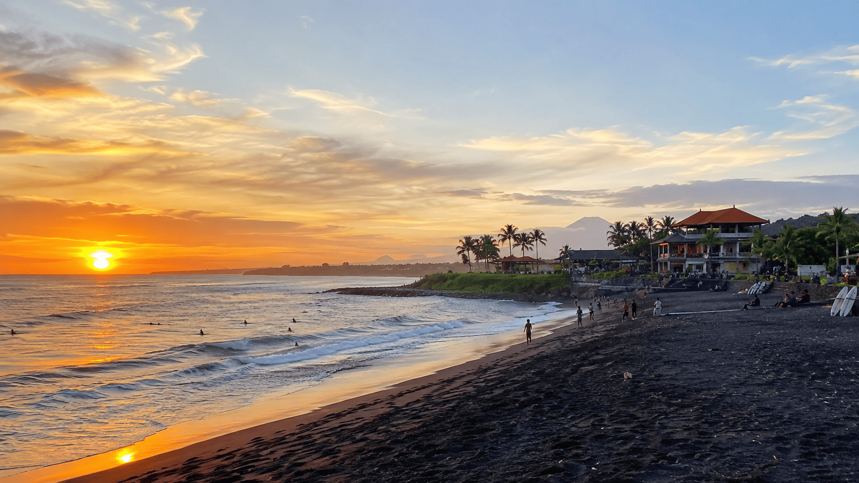Pantai Medewi Bali