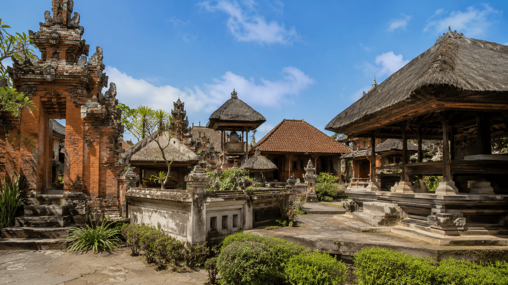 Rumah Adat Bali