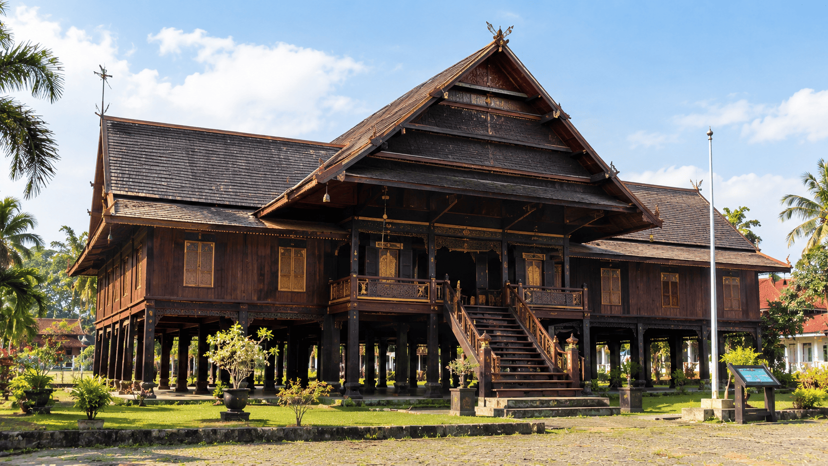 Rumah Adat Sulawesi Selatan