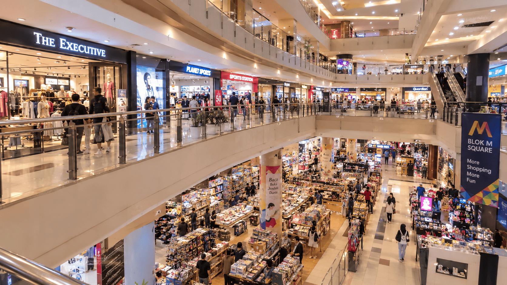Blok M Square