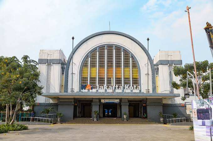 Stasiun Jakarta Kota